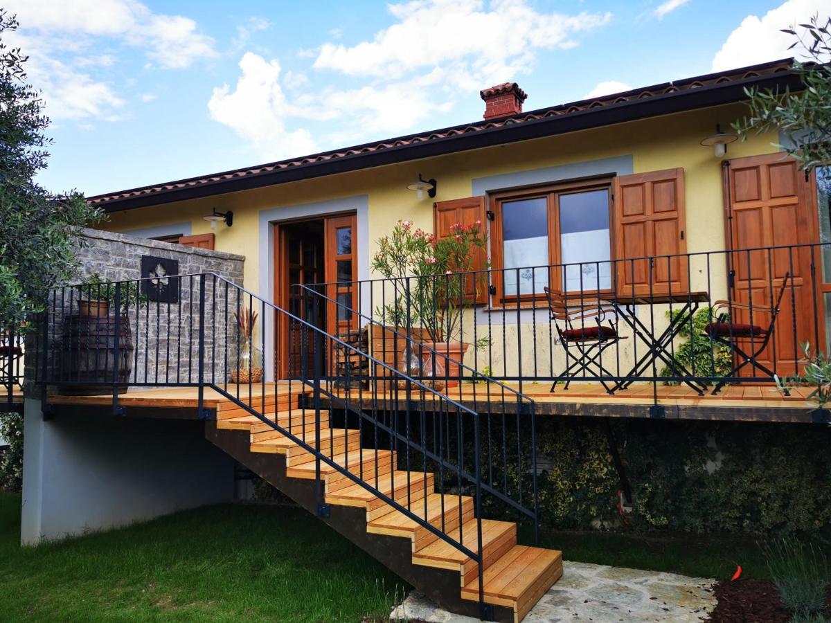 Cebron Family Estate Hotel Branik Bagian luar foto