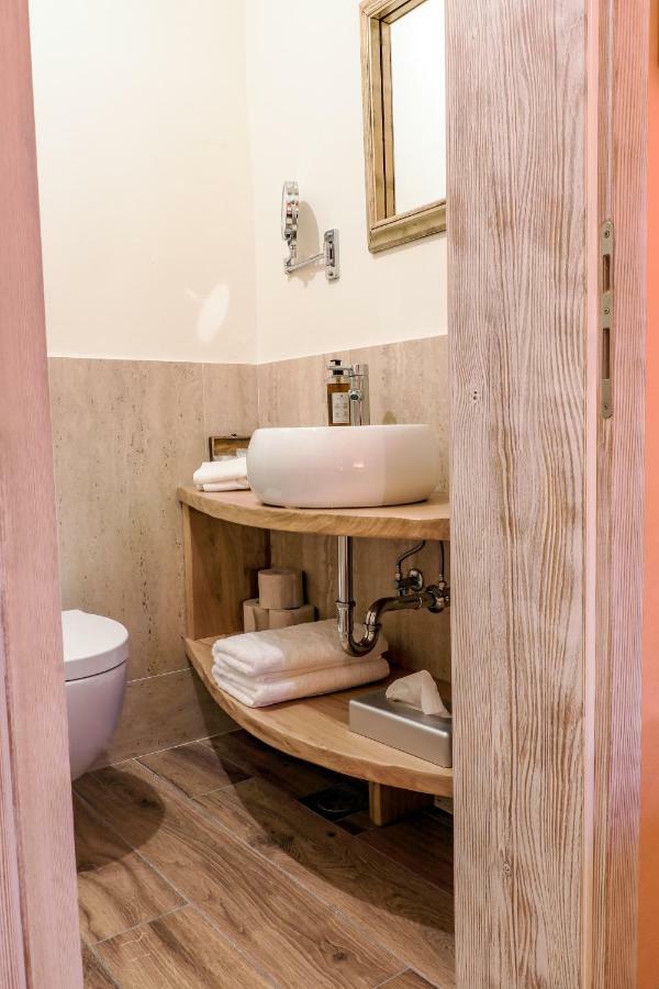 Cebron Family Estate Hotel Branik Bagian luar foto